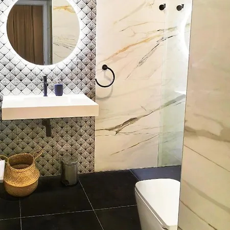 Duran Tirso De Molina Апартаменты *